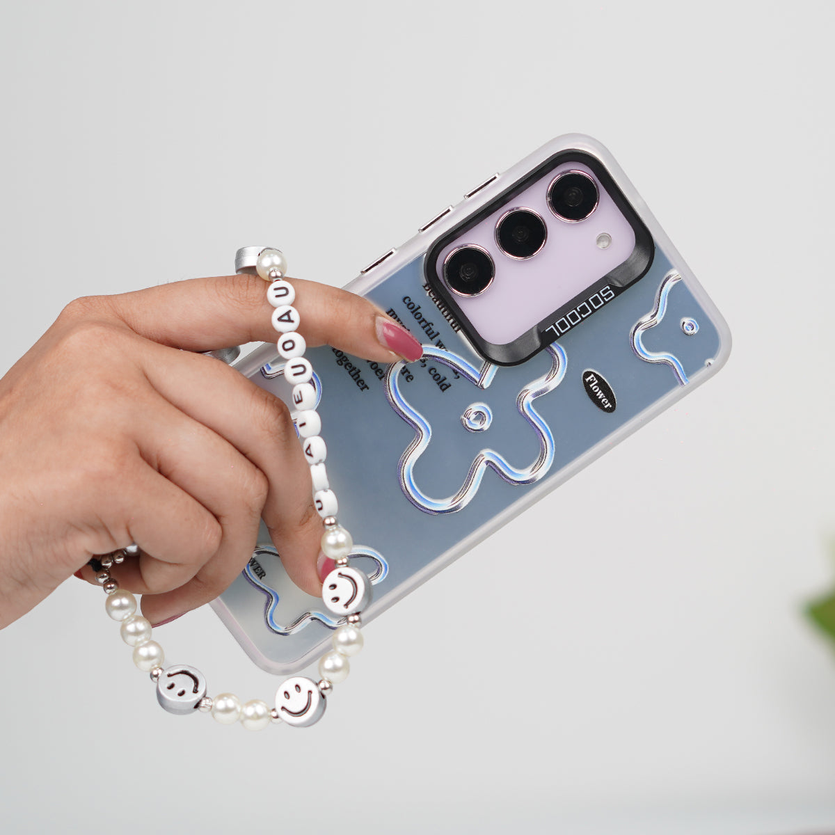 Galaxy S Series - Floral Pearl Case with Lanyard.